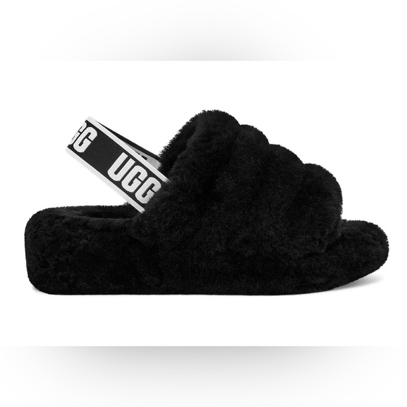 UGG Shoes - 🎉HP🎉 UGG Fluff yeah slipper